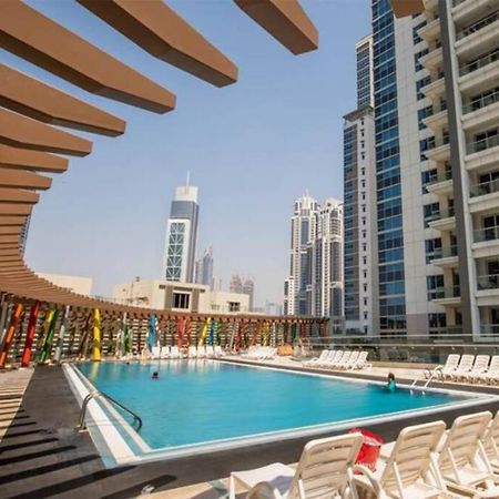 Higuests - Roomy Apt With Infinity Pool Close To Burj Khalifa ドバイ エクステリア 写真